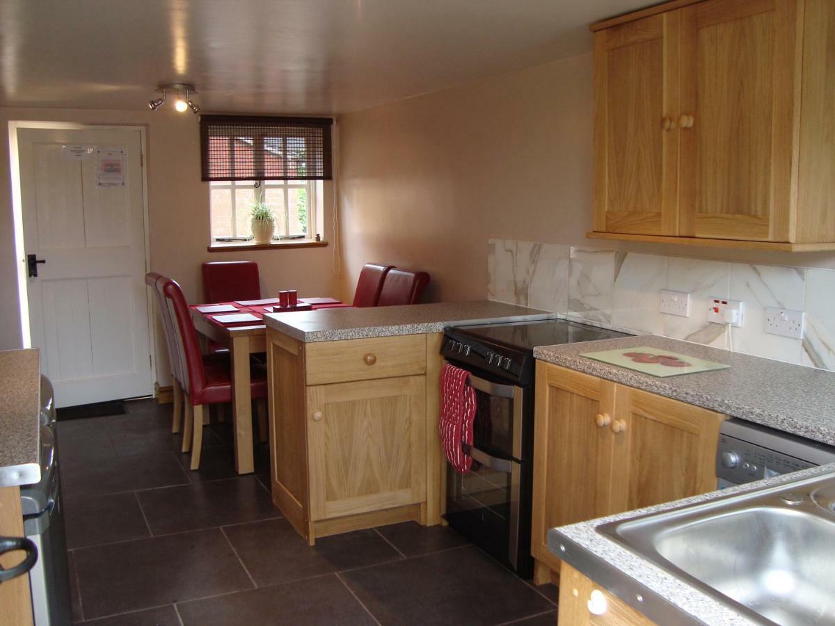 Lapwing Cottage Stoke-on-Trent Exterior photo